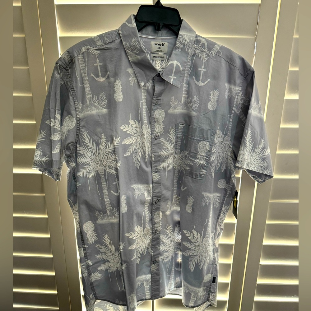 Hurley Hawaiian shirt